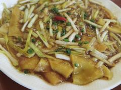 -庞大滦州国际大酒店