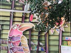 -钟书阁(松江泰晤士小镇店)