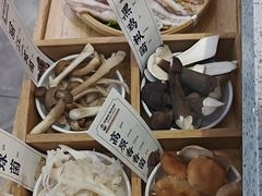 -阿婆情腊排骨火锅(金虹路店)
