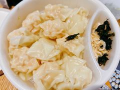 虾肉小馄炖-鑫震源·苏式大虾生煎(山塘街店)