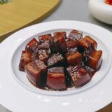 公司年会老板选的地方，环境挺好的，菜品也不错