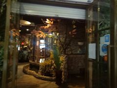 门面-春天里·老街坊餐厅(港隆广场店)