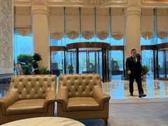 -荣誉国际酒店-云顶旋转餐厅