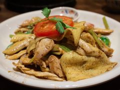越式盐焗麻油鸡-大头虾越式风味餐厅(光明广场店)