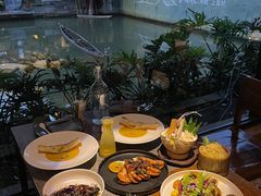 -喜洲吧·江畔老船厂·庭院餐厅(喜临院店)