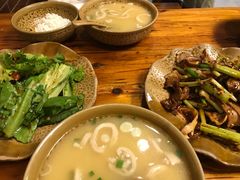 -朱大嘴肥肠血旺(福字街店)