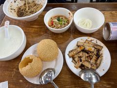 -刘聋子粉馆(张家界总店)
