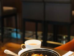 葱烧澳洲牛肉配石锅饭-酒池星座(深圳湾后海汇店)