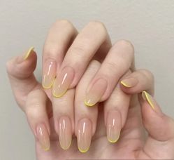 -花系美·美甲美睫精品店