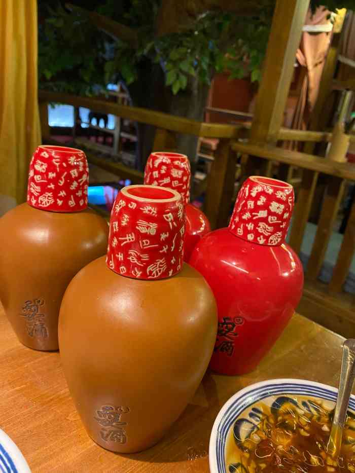 耍酒馆(金牛店)-"环境:营门口银沙北路?附近,位置在街.