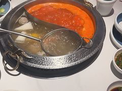 -左庭右院鲜牛肉火锅(金山万达店)