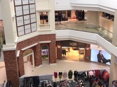 -UGG(燕莎奥特莱斯购物中心店)