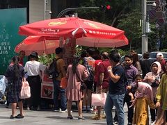 -詹爷爷乌节路街头冰淇淋