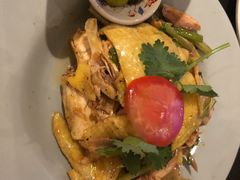 -大头虾越式风味餐厅(光明广场店)