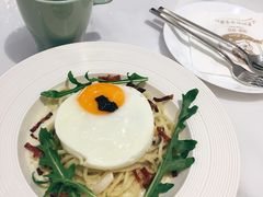 黑松露配培根、菌菇、煎温泉蛋、意大利面-丽莎沙拉轻食餐厅(国贸店)