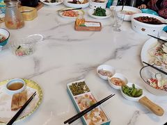 -荷塘秋月·本帮江浙菜(国权路店)