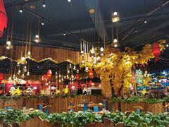 大堂-老滇山寨•云南特色菜•地方菜•民族风情歌舞表演(金碧店)