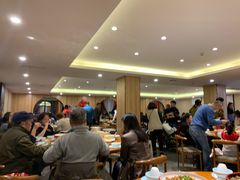 大堂-有红鸡毛店·川菜(建设路店)