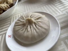 蟹黄汤包-怡园饭店-餐厅(四望亭店)