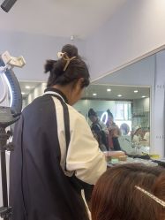 -小乐化妆美甲半永久培训学校