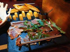 伊比利亚火腿拼盘-弗拉门戈西班牙餐厅酒吧(意式风情街店)
