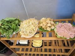 -菌海森林·非遗野生菌火锅(西山区滇池路摩根道店)