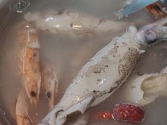 -鸿通城购物中心