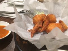 鲜虾胶酿脆皮鸡翅-港丽餐厅(杭大店)