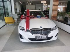 -宁波宝信宝马4S店(江北日湖店)