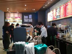 -星巴克臻选(周浦万达店)