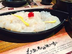 -老牌坊云南鱼豆花火锅(哈西万达店)