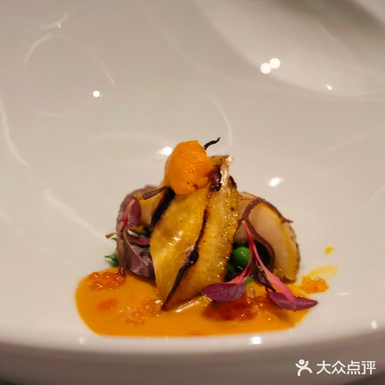 我还是愿意称偲厨为成都法餐综合第一！因为这两个人[得意]