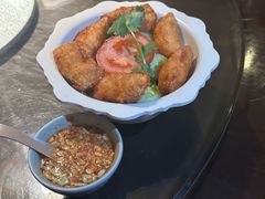 -大头虾越式风味餐厅(光明广场店)