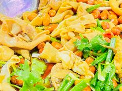芫茜葱捞鹅肠-石岐乳鸽村(南海第三分店)