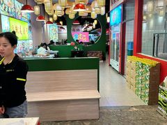 -老闵田螺馆·南昌市井菜·特色小吃(总店)