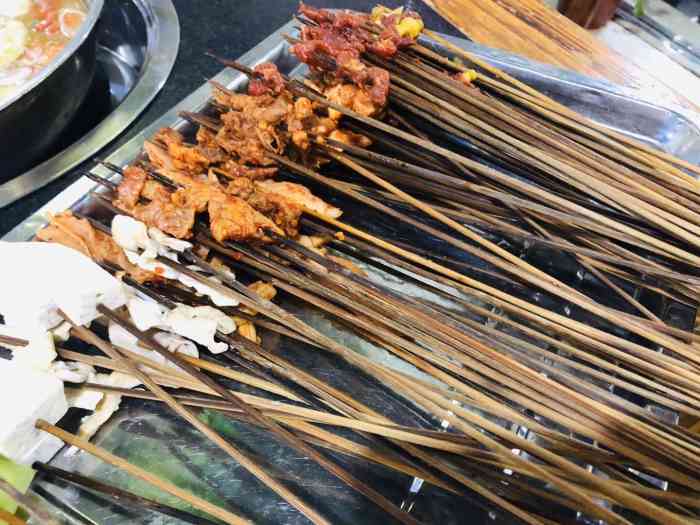 成都老王串串香(八一路店)-"味碟真的很香 而且很实惠.