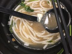-鑫花溪牛肉米粉(凤凰街创始总店)