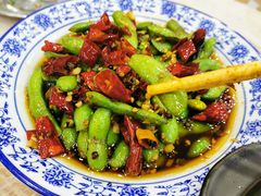 绝味毛豆-江城燕子大排档(江汉路步行街店)