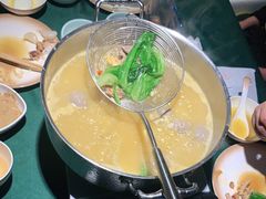 -青口季·港式打边炉(东影南路店桥华店)