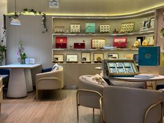 -燕庭·纯燕窝·甜品下午茶(南京西路店)