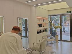 -PE SALON