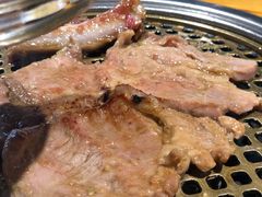 -唯成•韩国炭火烤肉 유성고기