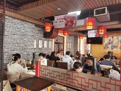 -羊家胡同·龙虾烧烤火锅(龙汇路店)