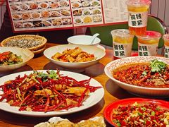 -黄弟大排档·湖南菜·小龙虾·小海鲜(凯旋北路店)
