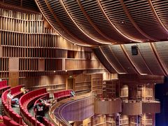 -交通银行前滩31演艺中心