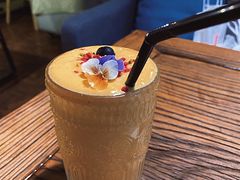 -84那年咖啡馆(李沧万达店)