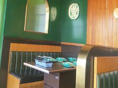 -曼听小寨海鲜烧烤·大连辣炒大王(盖州街店)