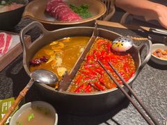 -三出山火锅(南京万象天地店)