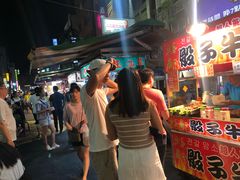 -六合夜市