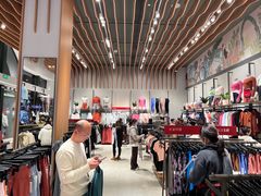 -lululemon(比斯特购物村店)
